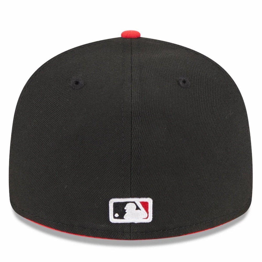 Cincinnati Reds Fitted Hat (7 1/4) - Picture 3 of 4
